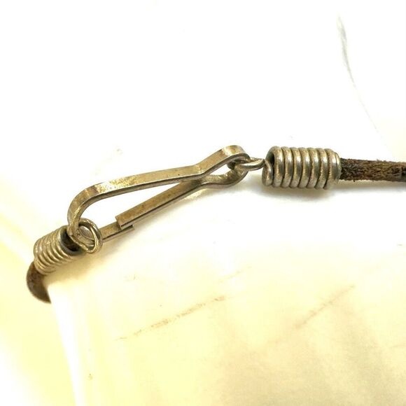 Shark tooth bracelet on cord - Picture 6 of 6